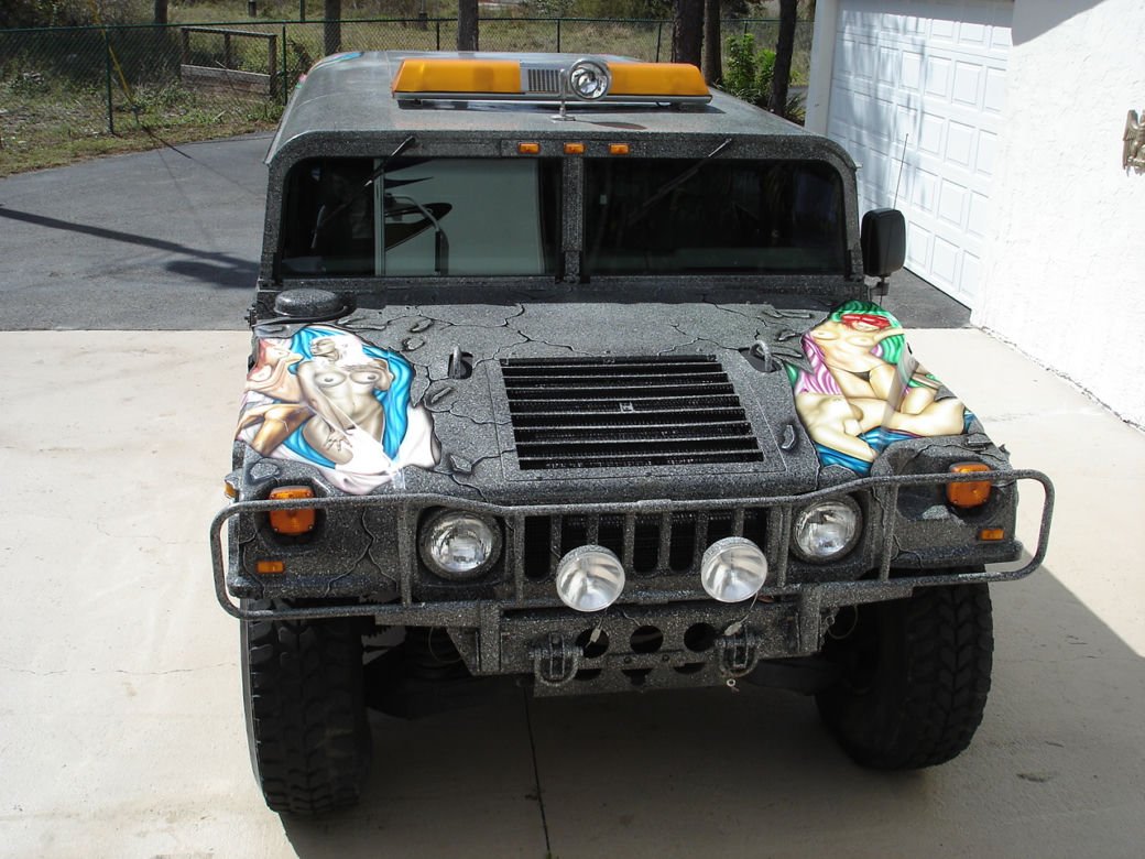 Hummer H1 koszykarza Dennisa Rodmana