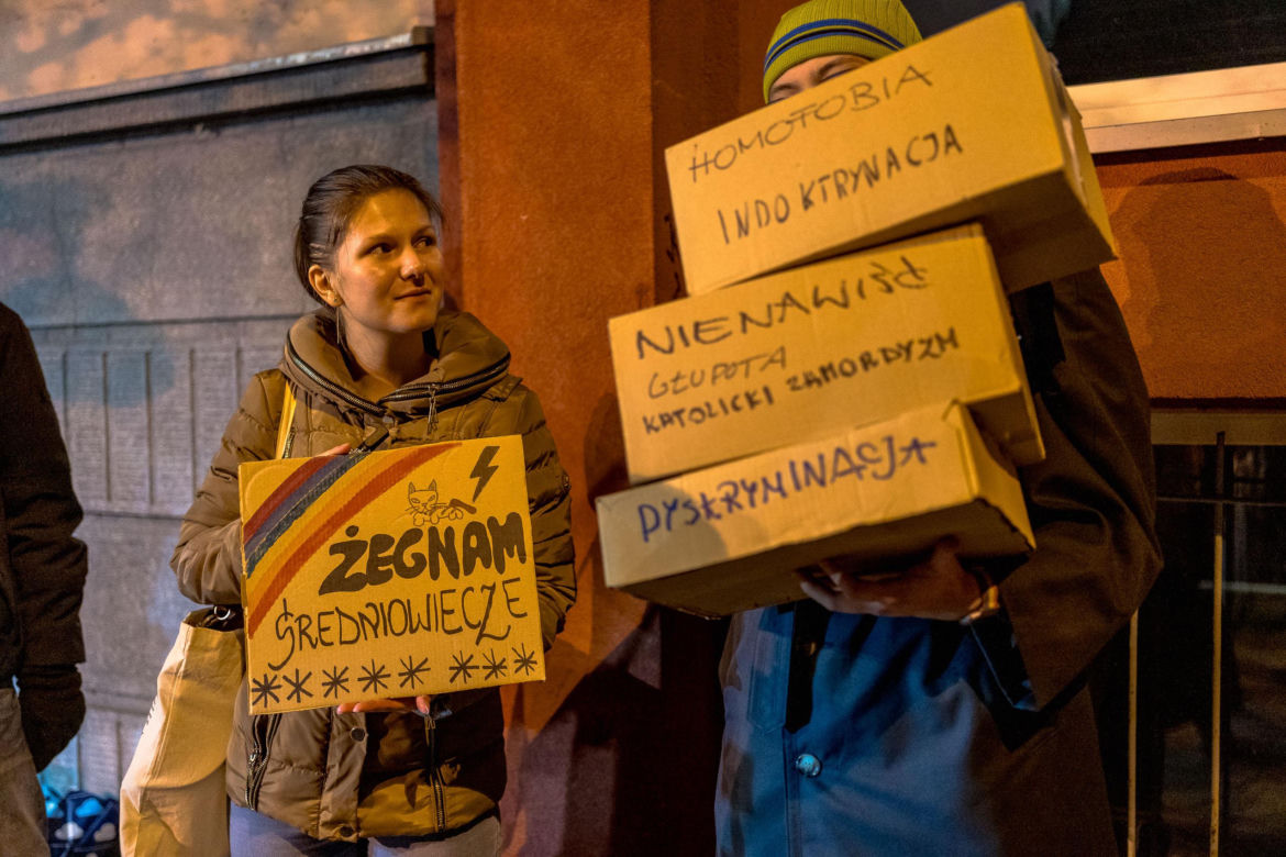 Taniec dla edukacji. Tak żegnano w Krakowie Barbarę Nowak