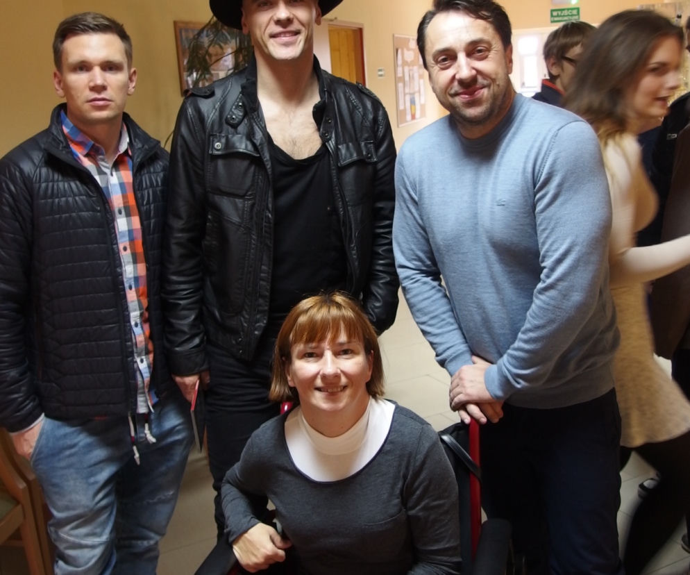 Marcin Miller w ośrodku Caritasu