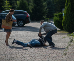Lekarze 3 sezon odcinek 9 (odc. 35). Beata (Agnieszka Więdłocha), Filip (Andrzej Niemyt)