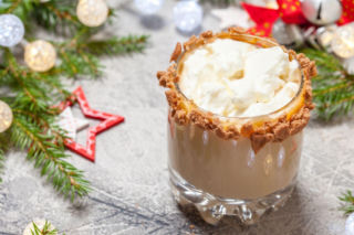 Zamiast piernika robię ten świąteczny deser. Budyń smakuje obłędnie i jest gotowy w 10 minut 