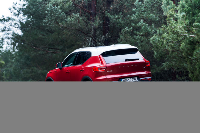 Volvo XC40 D4 AWD AT8 Momentum