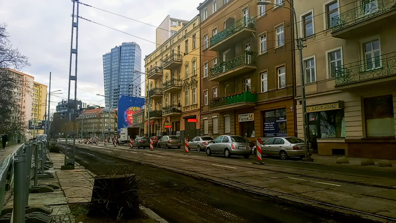 Aleja Wyzwolenia częściowo nieprzejezdna
