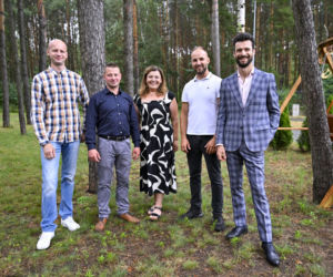 Krzysztof z Rolnika zakochany! Fani wpadli w ekstazę