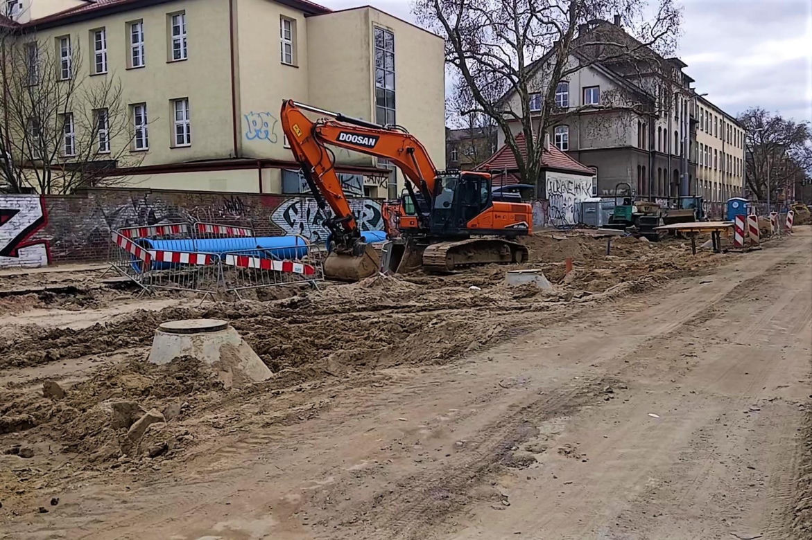 Przebudowa al. Powstańców Wlkp.