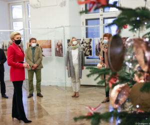Zachwycająca choinka Agaty Dudy