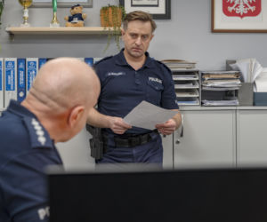 Policjantki i Policjanci, odcinek 1386: Mikołaj Białach martwi się o stan zdrowia Oli, która ponownie trafiła do szpitala