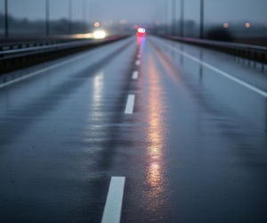 Koszmarna noc na Podkarpaciu! Dwie osoby nie żyją. To pasażerka osobówki i kierowca tira