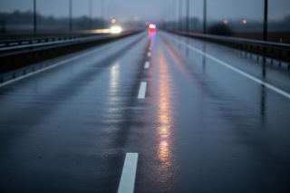 Koszmarna noc na Podkarpaciu! Dwie osoby nie żyją. To pasażerka osobówki i kierowca tira