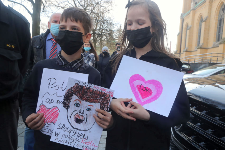 	Pogrzeb Krzysztofa Krawczyka. Nabożeństwo żałobne w łódzkiej archikatedrze