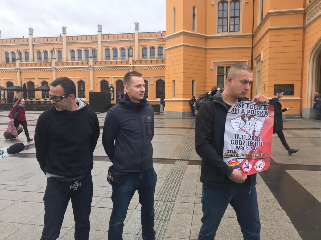 Konferencja przed Marszem Niepodległości