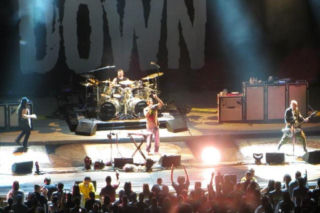 Bez tych utworów nie ma koncertu System Of A Down. Na ten 15 numerów czekają wszyscy