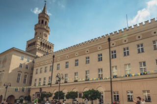  Opole. prof. Anna Tabisz zastąpi prof. Marka Masnyka. Kim jest NOWA RADNA?