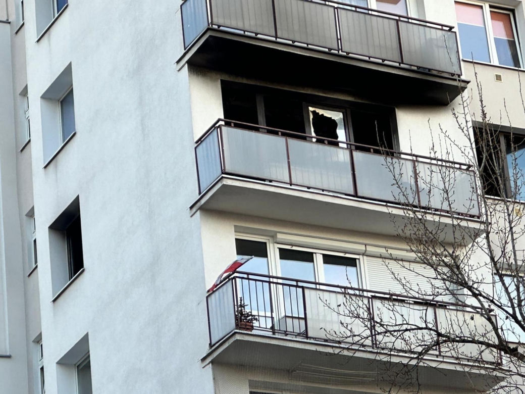 Potężny wybuch w centrum Warszawy. Kłęby dymu przy wieżowcach