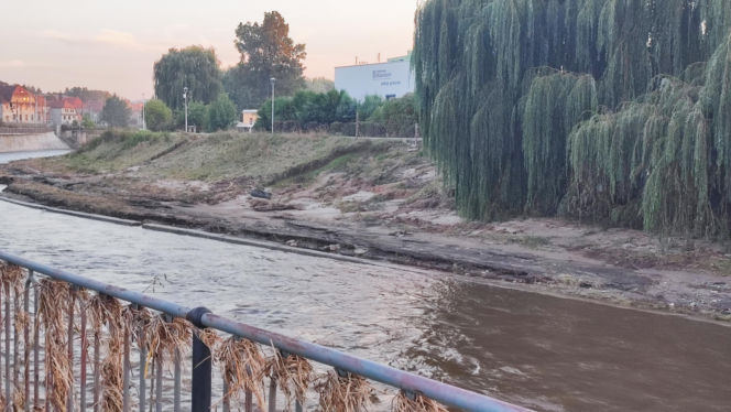 Pękła tama, fala zalała miasto. Dwa lata od koszmaru na Dolnym Śląsku. "Dzieci płakały"
