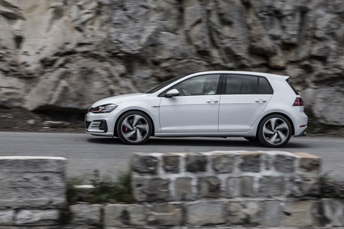 Volkswagen Golf GTI 2.0 TSI 245 KM