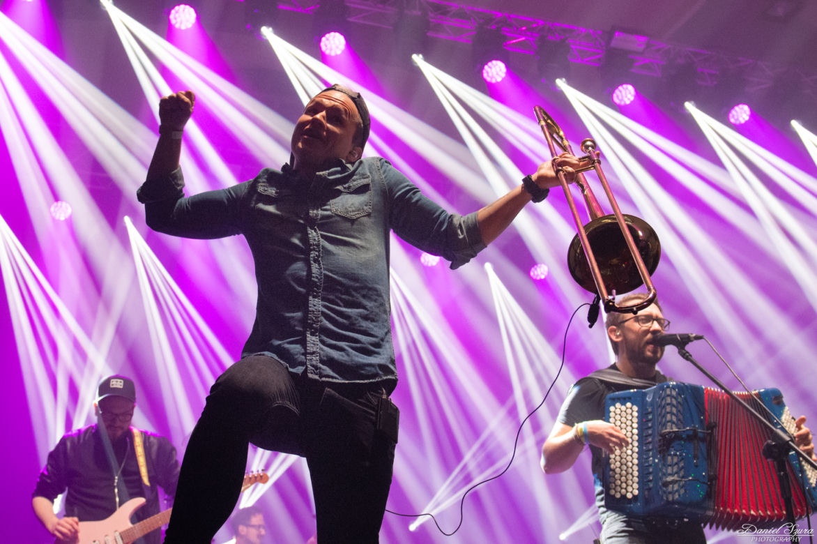 "Gwiazdy dla Białej Gwiazdy", czyli wielki koncert charytatywny w hali Wisły