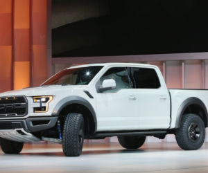 Ford F-150 Raptor SuperCrew