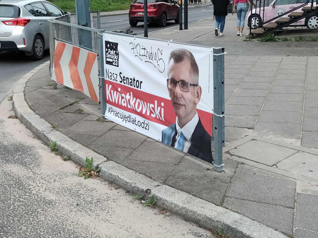 Łódź tonie w plakatach wyborczych. Kto jest odpowiedzialny za ich późniejsze usunięcie?