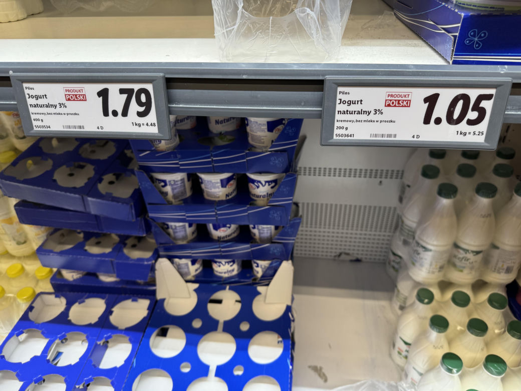 W Polsce jest zdecydowanie taniej. Duży jogurt można kupić taniej niż mały jogurt na Litwie! 
