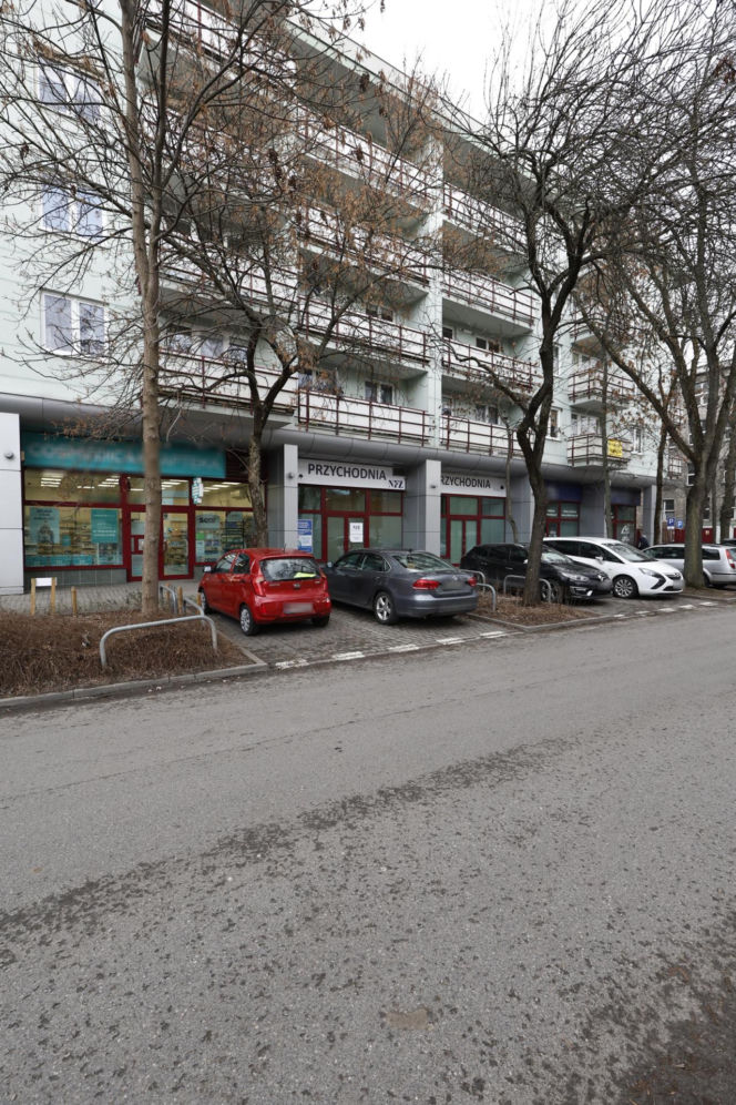 Klinika leczenia uzależnień przeniosła się z Pragi na Czerską. Mieszkańcy protestują