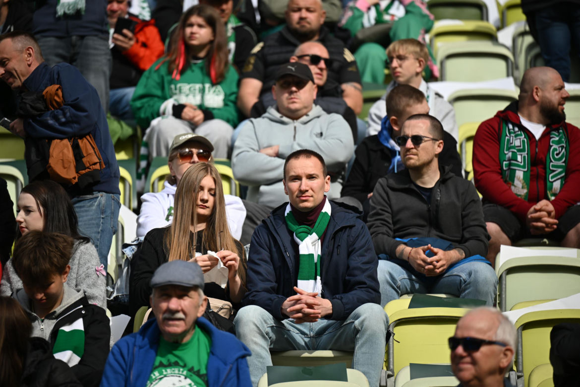 Lechia Gdańsk - Legia Warszawa: Zdjęcia kibiców z meczu 33. kolejki PKO BP Ekstraklasy