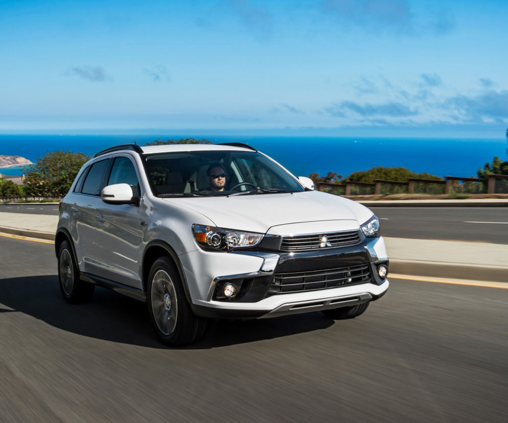 Mitsubishi Outlander Sports 2016