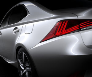 Lexus IS 200t lifting 2017