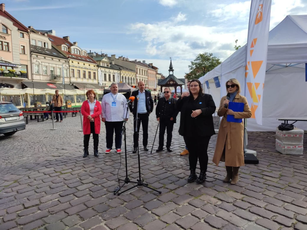 W Rzeszowie ruszył festiwal Karpaty na Widelcu. Co będzie się działo na Rynku? 