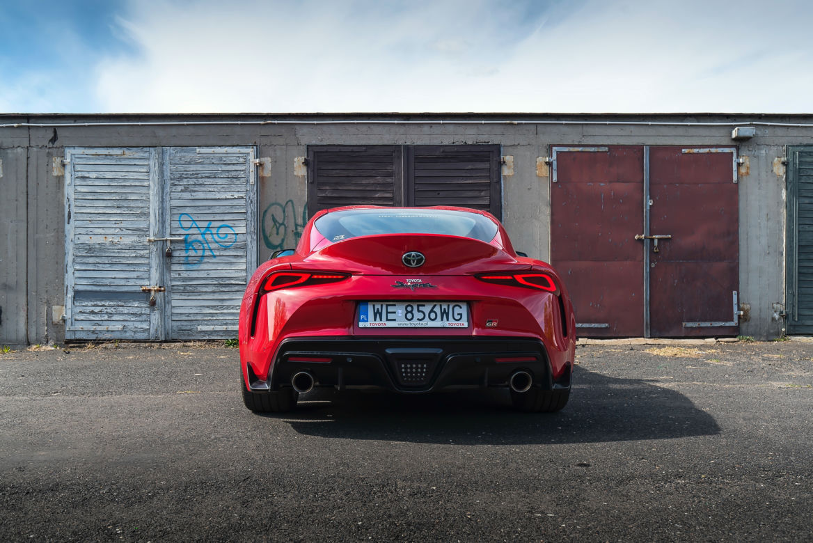 Toyota GR Supra 3.0 R6 Turbo 8AT