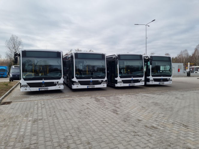 ZEC Starachowice sprzedaje 10 Mercedesów. Drugi przetarg niższa cena