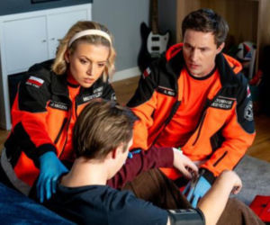 Na sygnale. Wanda odkrywa, że Benio związał się z Basią