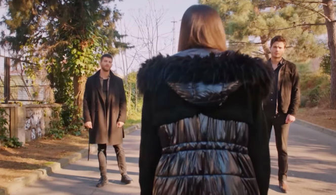 Zeynep będzie musiała podjąć decyzję - czy będzie z Egem czy Cihanem?