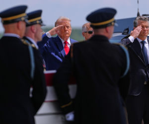 Trumny wróciły do USA. Trump zwrócił się do rodzin poległych żołnierzy