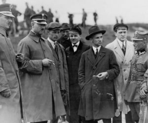 Członkowie sztabu antypowodziowego (1925)