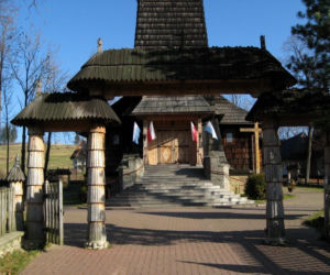 To jedna z najpiękniejszych wsi w Małopolsce. Jest dumą Podhala, która powstała pastwiskach