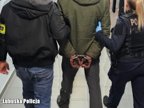 Uciekał busem przed policją. Miał kilka powodów 