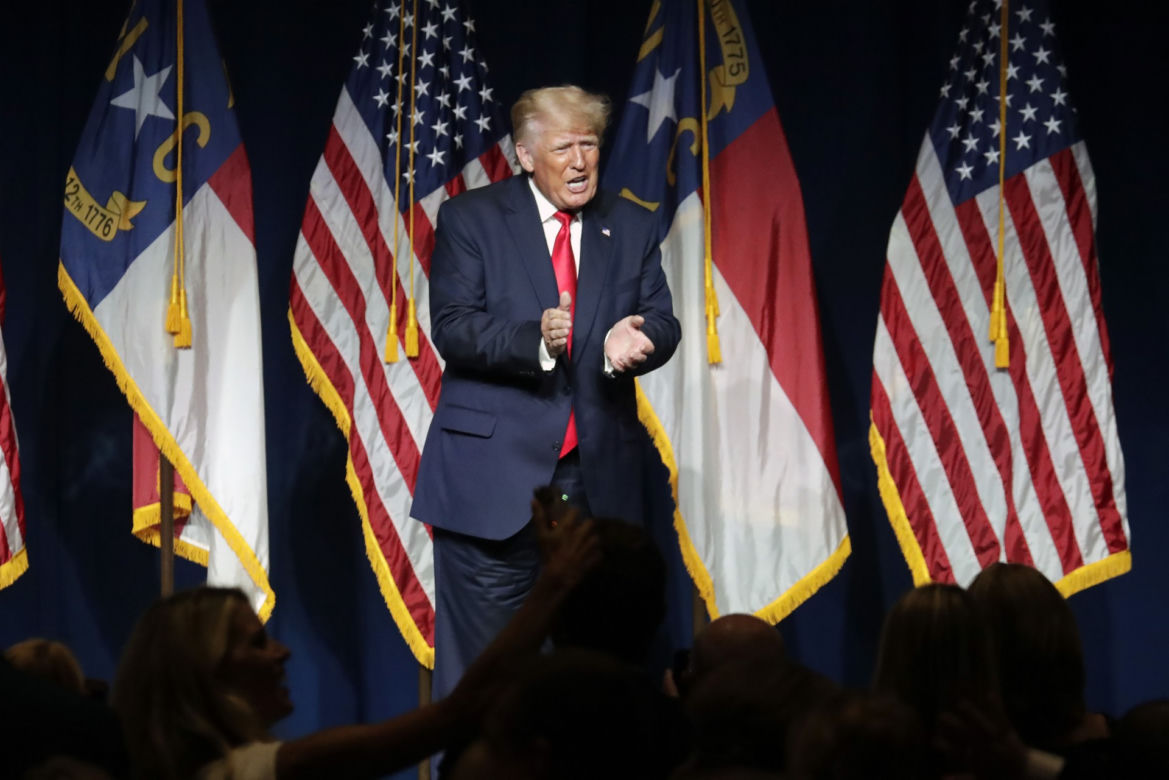 Awantura o spodnie Trumpa! Coś było nie tak