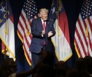 Awantura o spodnie Trumpa! Coś było nie tak