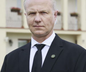 Na zdjęciach z planu Rancza zabrakło Olbrychskiego! Za to Lucy kwitnie, a Żak z Barcisiem stają w szranki