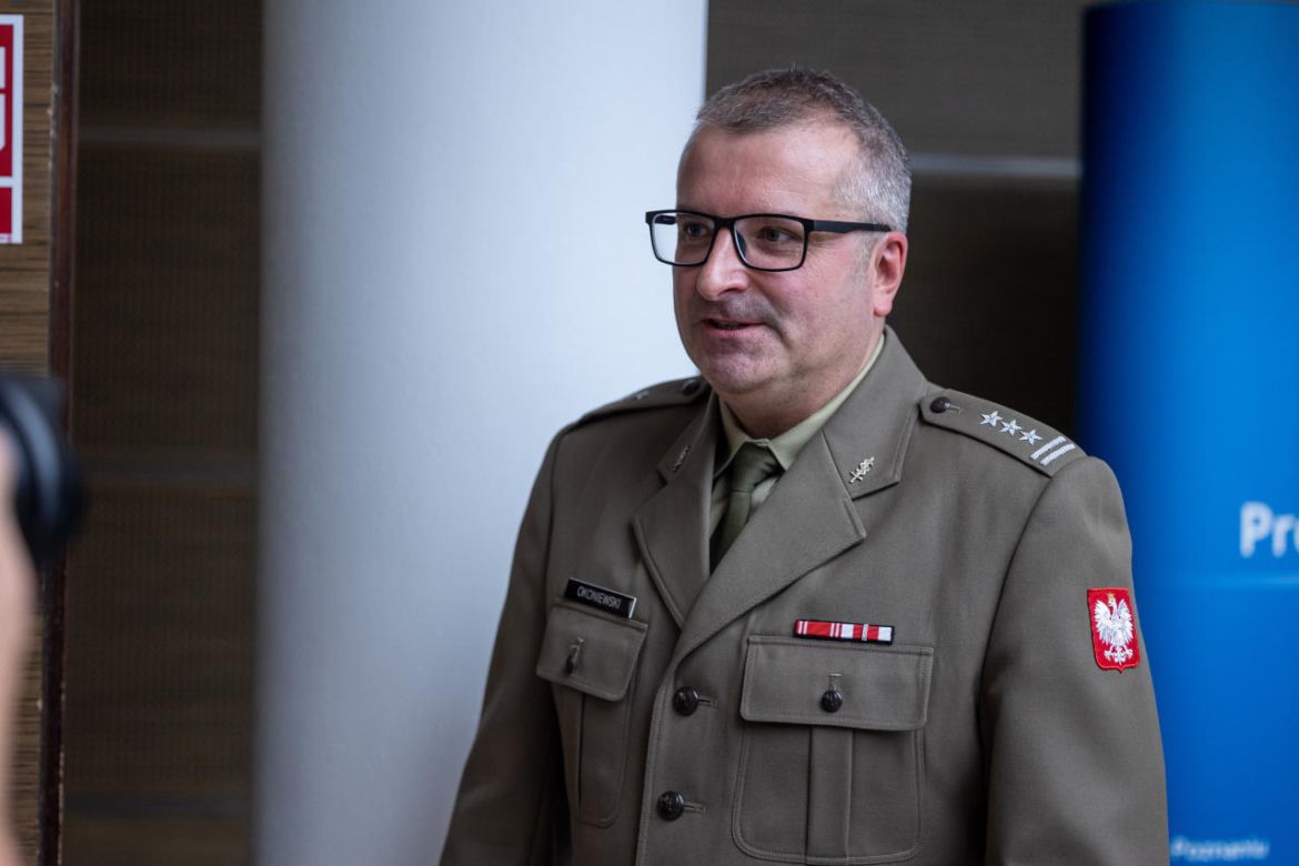 Briefing prasowy prok. Bartosza Okoniewskiego w sprawie drona z Rusinowa
