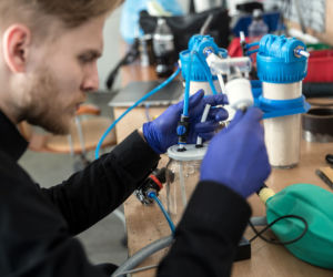 Tak drukują respiratory dla szpitali