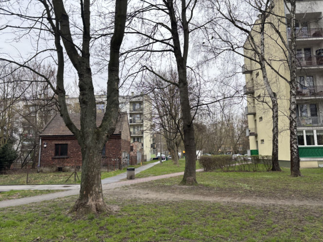 Dom na Osiedlu Kolorowym 37 w Krakowie