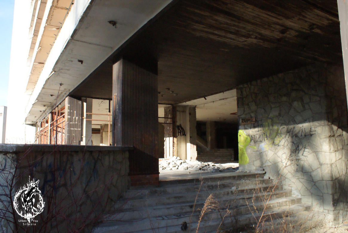 Opuszczone sanatorium na południu Polski. Czas się tutaj zatrzymał. Zobaczcie