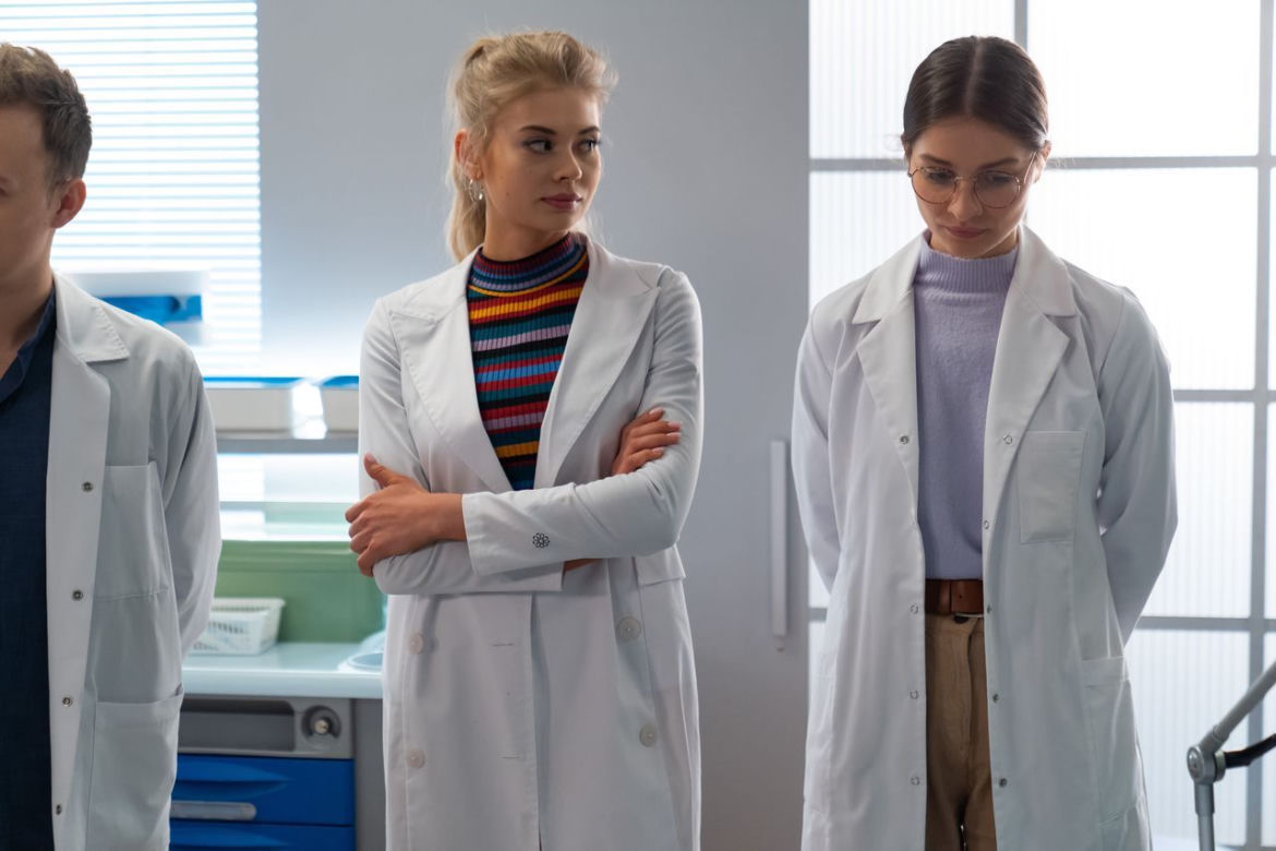Na dobre i na złe odc. 846. Oliwia (Irmina Liszkowska), Lena (Weronika Zubowicz) 