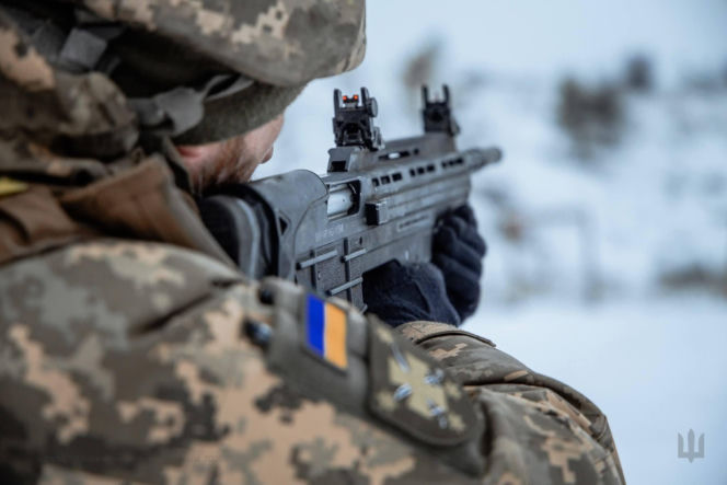 Cztery lata pełnoskalowej wojny na Ukrainie. Dr Kozubel: „Bolesny kompromis będzie końcem kariery politycznej Zełenskiego”