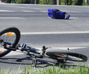 Kierowca bez uprawnień potrącił 13-letniego rowerzystę. Chłopiec też nie był bez winy 