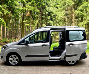 Ford Transit Courier 2014