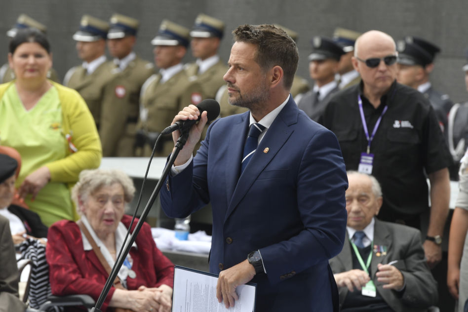  Andrzej Duda i Rafał Trzaskowski dziękują powstańcom