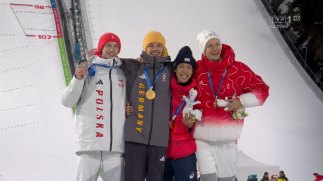 Kacper Tomasiak odebrał medal IO